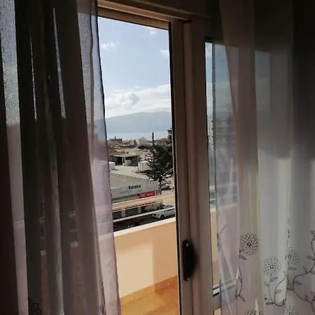 Nikos Apartment Vlore